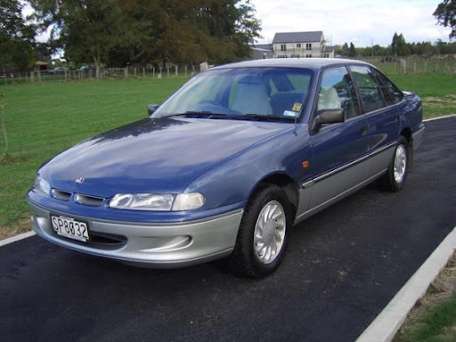 VR Holden Commodore Executive