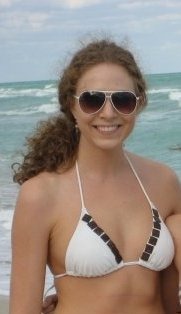 [Sarah beach 2[3].jpg]