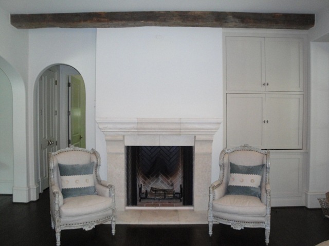 [The mantle[3].jpg]