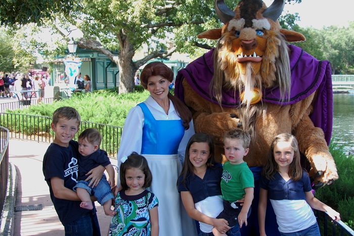 [kids with belle and beast[2].jpg]