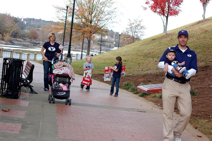 [walking (2) copy[2].jpg]
