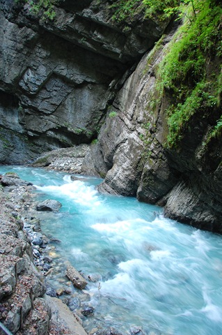 [the gorge 1[1].jpg]