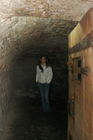 [1 dungeon cell[12].jpg]