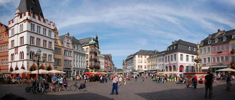 1 courtyard pano