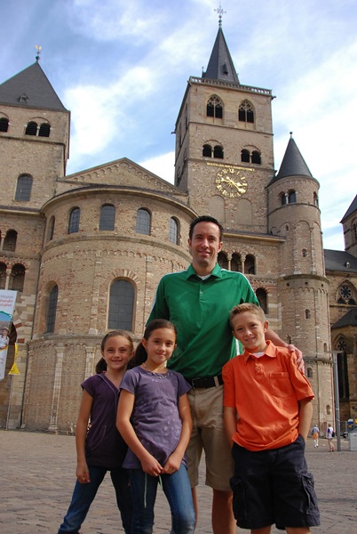 1 cathedral outside
