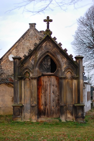 [buildings33.jpg]