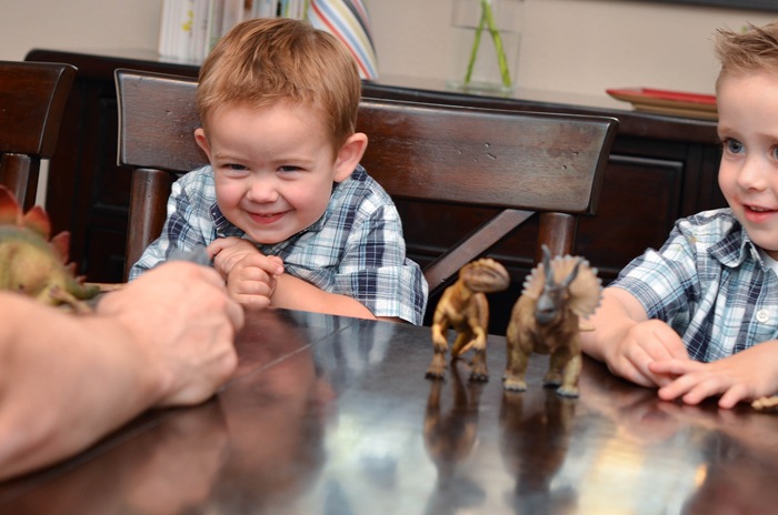 [Daddy getting Matthew[2].jpg]