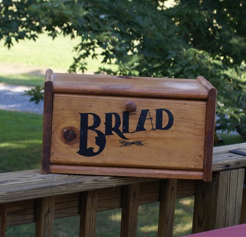[bread box 1[2].jpg]