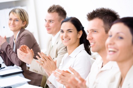 [Audience_Clapping[4].jpg]