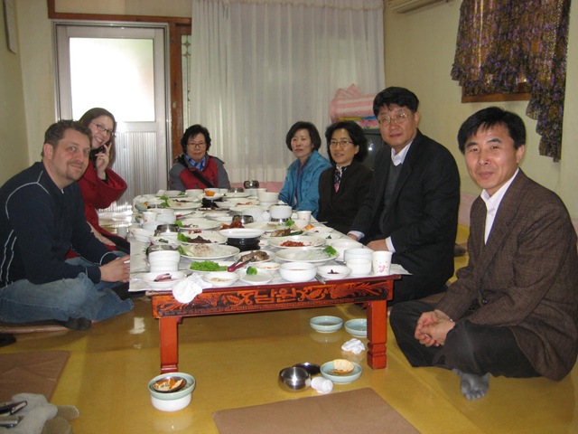 [Japan Korea 2009 006[2].jpg]