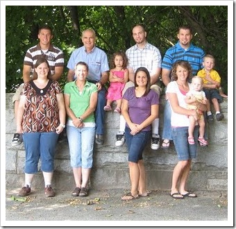 dustins fam