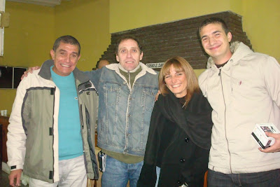 Vencedores y vencidos, todo amigos