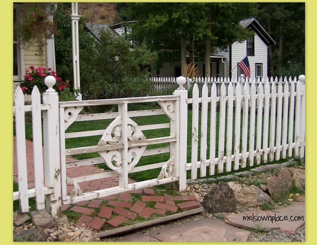 [octgeorgefence[3].jpg]