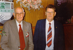 Lion Stan Marshall (Life Membership) and Lion Des Graham (Melvin Jones Fellowship)