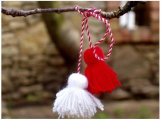 http://lh6.ggpht.com/_1fk34j8W6WU/S5J0dVji4yI/AAAAAAAAA9M/qnOtVLeJBm0/martisor.jpg