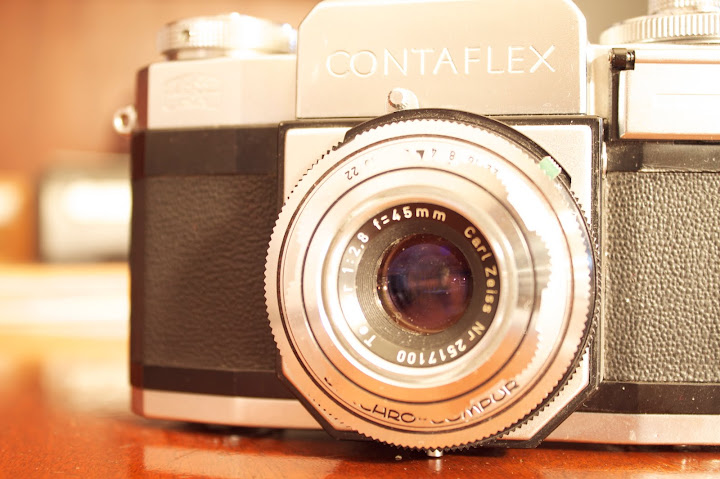 IMAGE: http://lh6.ggpht.com/_1gCuYBzdm5g/Sxb4RFQ3JRI/AAAAAAAAAEs/qvMkmWCuplg/s720/IMG_4133.jpg