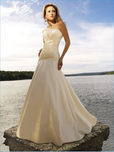 Strapless #8604 Bridal Wedding Gown