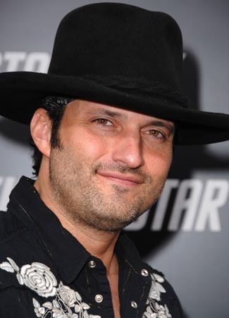 [robert_rodriguez[3].jpg]