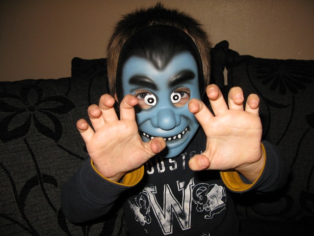 [halloween 003[3].jpg]
