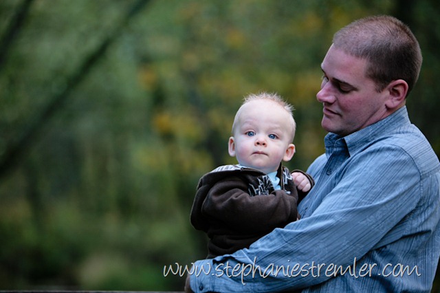 [LyndenFamilyPhotographer10-31-09Logan-100[2].jpg]
