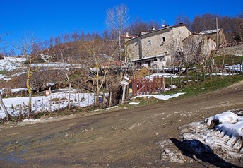 incrocio a Monsavino incrocio a Monsavino