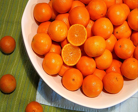 Lots of tiny clementines