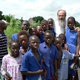  &ndash; Meeting with people in village on way to Kabala. We distributed toothbrushes (James Mansaray, photographer) 2006