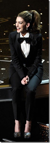 anne hathaway lanvin and brian atwood shoes oscars 2011