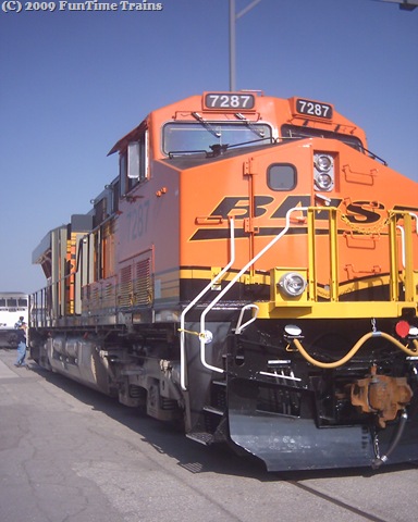 [Trainshow1[67].jpg]