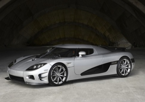 [0201_koenigsegg-trevita_485x340[6].jpg]