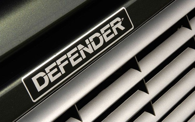 [land-rover-defender-front-grille[7].jpg]