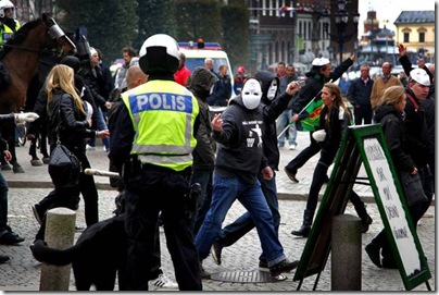 TA_HIF-GAIS_kravall_476955d