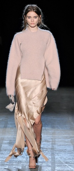 [Alexander Wang - maglione e abito in seta[8].jpg]