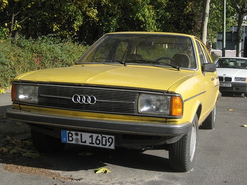 [yellowaudi80_2[3].jpg]