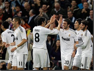 Real vence com placar magro