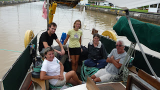 Die Crew: Christie, David, Sonja, Olga, Jany.