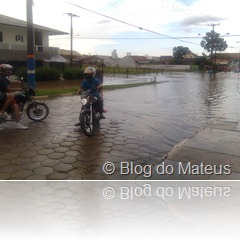 Alagamento das ruas na Avenida Brasil em Lages, Santa Catarina Alagamento das ruas na Avenida Brasil em Lages, Santa Catarina