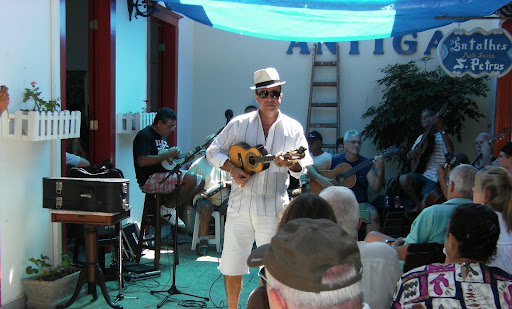 ukulele