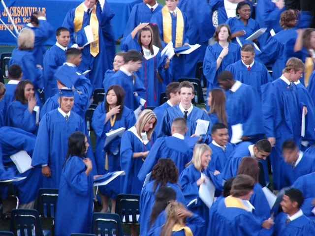 [alexgraduationscene[2].jpg]