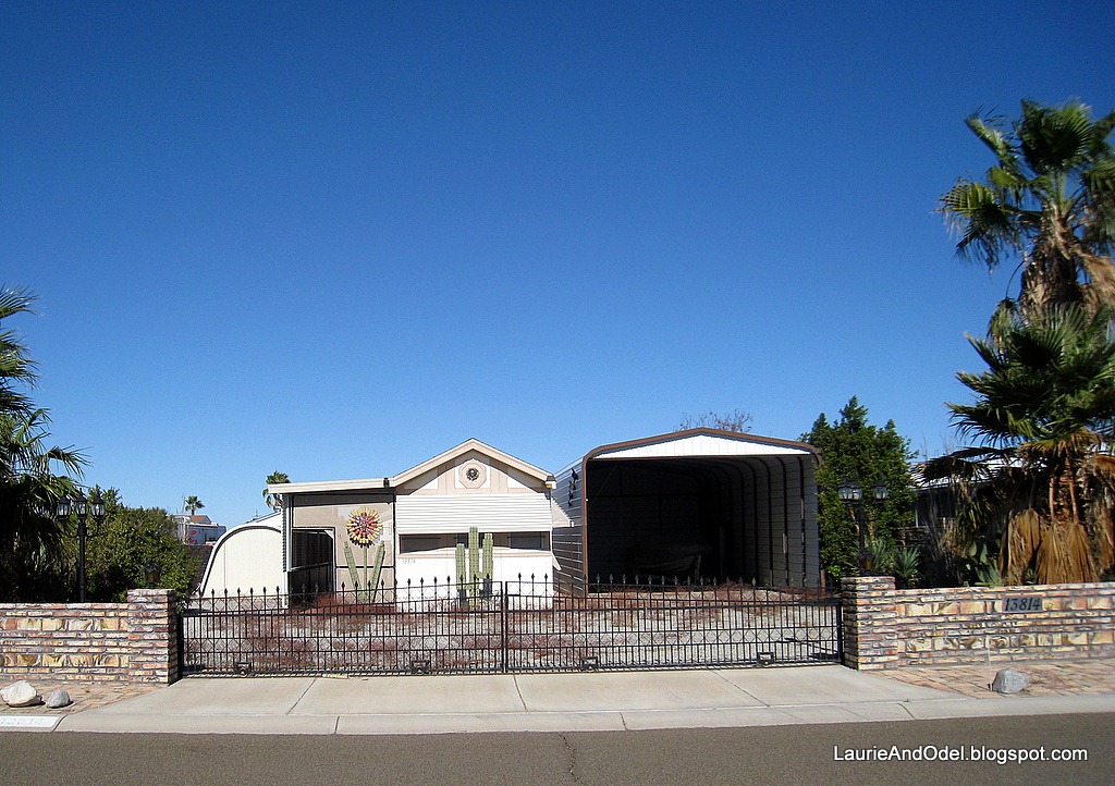 [Typical Foothills lot that needs some TLC[11].jpg]