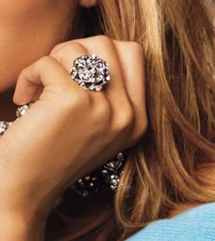 [Ann-taylor-Otono-Invierno-2009-4[4].jpg]