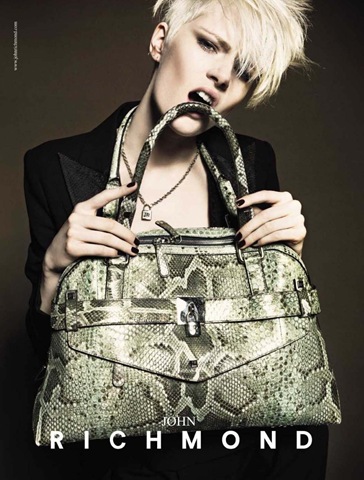 [Elle 277 (Octubre 2009)_Page_172[3].jpg]