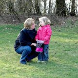 2 april  2010 buurtvereniging  eieren zoeken 028.jpg