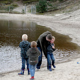 2 april  2010 buurtvereniging  eieren zoeken 055.jpg