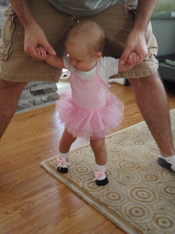 [Isla (6.19.2010)[2].jpg]