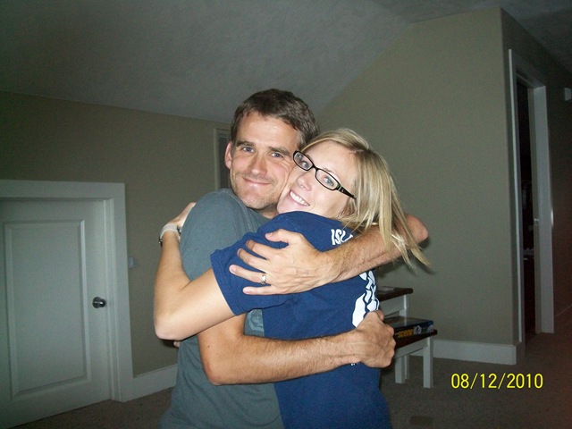 [Mom and Dad hugging 8-12-2010 1-37-03 PM[4].jpg]