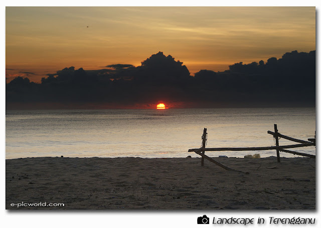 sunrise and seascape picture