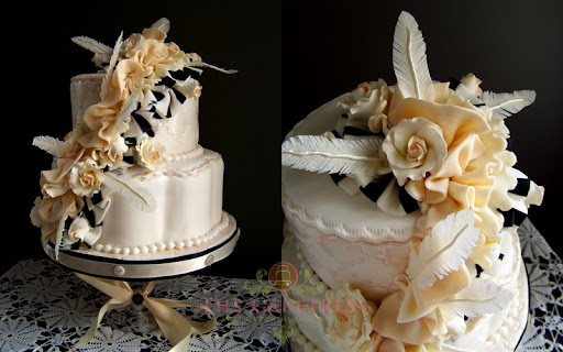 This two tier creation is a great example of how smaller wedding cakes only 