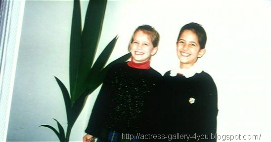 [katrina_kaif_childhood_picture_5[5].jpg]
