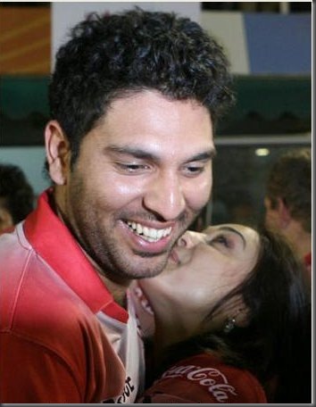 Preity Zinta Kissing Yuvraj Singh in Public